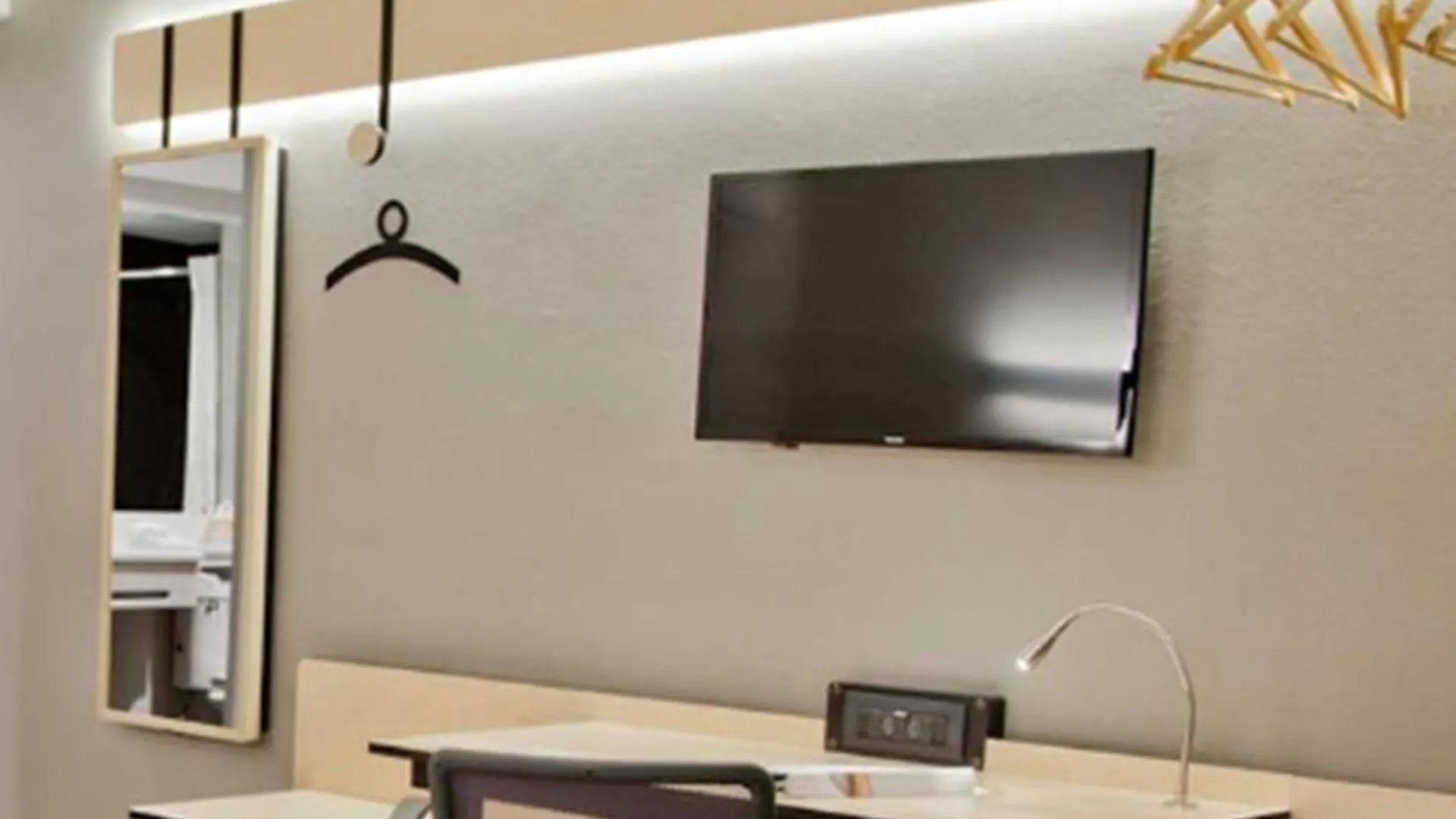 City Express Plus By Marriott Guadalajara Palomar Hotel