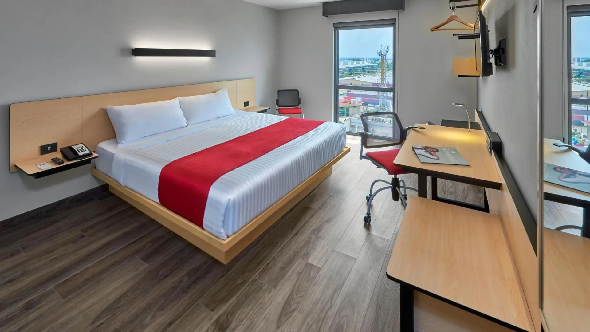 Hotel City Express Plus By Marriott Guadalajara Palomar